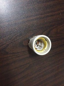 E27 F519 light bulb socket size