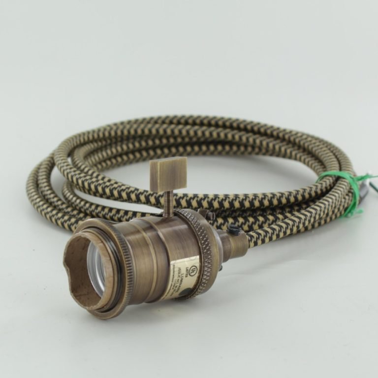 Brass E26 vintage lamp sockets China light bulb socket