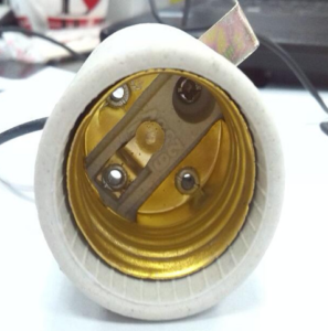 E27 F519 Light bulb sockets inside