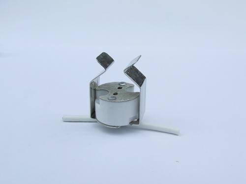 halogen bi pin socket with clip bracket